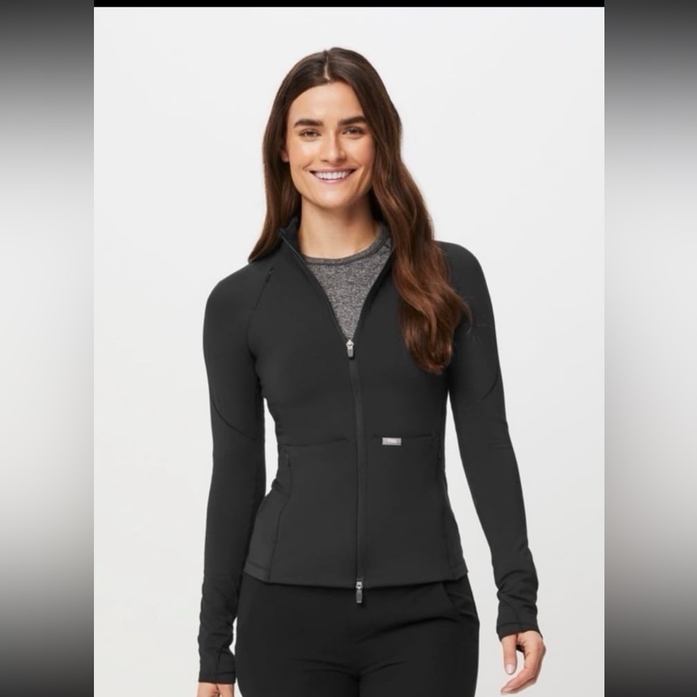 Figs contourknit scrub jacket NWT medium